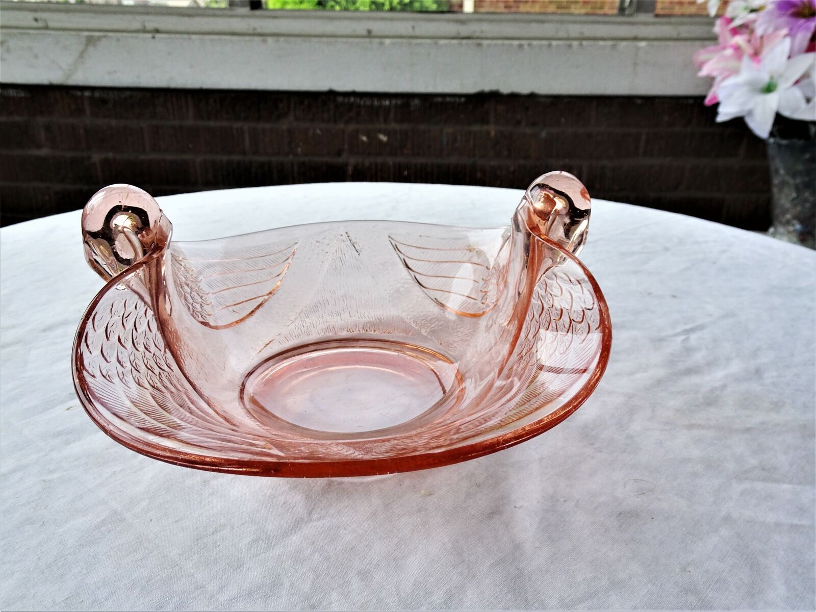 Vintage Pink Depression Glass Double Handle Swan Serving Bowl Candy Dish